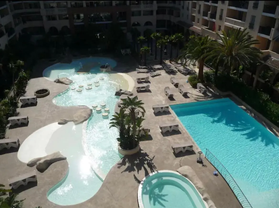 T2 Lumineux Mer A Pied Terrasse Piscine Cannes Apartment